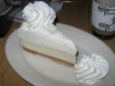 Cheesecake al cocco senza cottura, un dessert estivo
