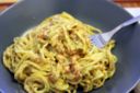 Le linguine gamberi e zucchine da fare in padella