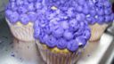 Cupcake alla vaniglia decorati con panna