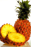 Ricetta fredda del cous cous con ananas e pollo
