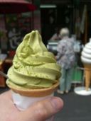 Ricette Tricolore: il gelato verde con panna e melograno