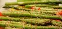 Ricette cinema: gli asparagi al sesamo di American Beauty