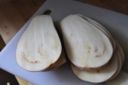 Melanzane in padella saltate con origano e olive nere