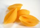 Ricetta pasta fredda: spiedini di conchiglioni con ricotta