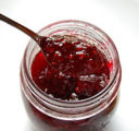 Ricette conserve: confettura di pesche e lamponi