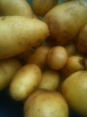 Ricette antipasti per Capodanno: quadrotti di patate con frutta secca