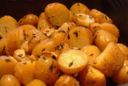 Contorni di Pasqua: le patate all'aglio