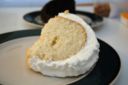 Ricetta dolce facile: torta di mandorle e panna