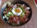 Ricetta facile: insalata con uova e bacon