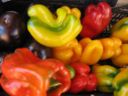 Per le tartine la salsina di peperoni e melanzane