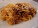 Ecco la ricetta delle tagliatelle ai funghi porcini secchi e salsiccia