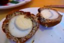 Ricetta facile: uova fritte con carne