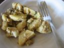 Le patate in padella saltate al rosmarino e vino bianco