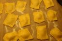 La ricetta dei ravioli di pesce per festeggiare Carnevale