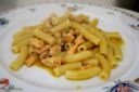 Per il menù di San Valentino ecco la pasta con il salmone e  curry
