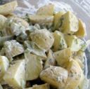 Insalata di patate in verde con maionese come piatto unico