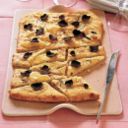 Ricetta della pizza bianca al tartufo per aperitivi speciali