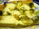 PIZZA IN BIANCO PATATE E BROCCOLI