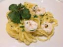 Tagliolini con gamberi e besciamella al prosecco