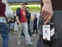 A proposito di divieto anti-alcol: a Torino minorenni organizzavano raid per rubare alcolici