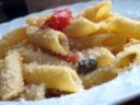 Penne Lisce Felicetti Monograno “Matt”, piennolo, alici, capperi.