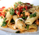 Pasta pizza al pollo