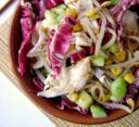 Insalata di pollo con radicchio e mais