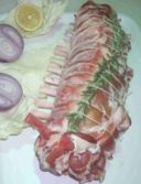 Ricette Pasqua: carrè alla senape con cipollotti