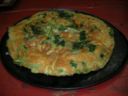 Cucinare le verdure in una gustosa frittata di bietole al pepe rosa