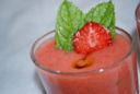 Ricette Festa della Mamma: il gazpacho di fragole