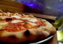 Pizza napoletana: ingredienti e ricetta originale