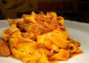 Primi piatti: ragù con manzo e speck
