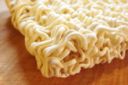 Cucina giapponese: ramen con carne e peperoni
