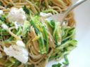 Ricette primi: spaghetti con zucchine al profumo di limone