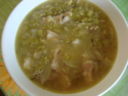 Piatto unico: zuppa di piselli secchi