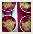 Cercate un dolce senza uova? Ecco il goloso crumble di fragole e mandorle!