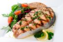 Cucinare il pesce al forno e alla griglia: un piatto sano e leggero