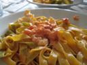 Primi piatti: fettuccine al salmone