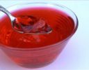 Ricette dolci Festa della Mamma: gelatine di fragole
