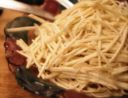 Ricette contorno, l’insalata di sedano rapa senza maionese