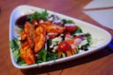 Insalatona piatto unico: con lattuga e pollo tandori