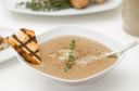 Cucina lombarda: minestra de macch