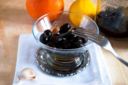 Cucina umbra: olive nere con scorza d’arancia