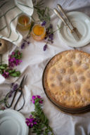 Crostata alla ricotta, amaretti e confettura di pesche