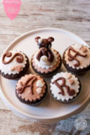 Teddy cupcakes