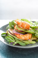 Insalata di gamberoni, avocado e mango