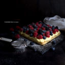 Crostata ai frutti di bosco con frolla bretone e crema chantilly leggerissima