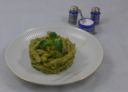 Penne integrali con pesto di lattuga e soncino