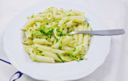 Penne di quinoa con zucchine a la julienne