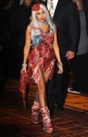 Halloween | Il vestito di carne di Lady Gaga